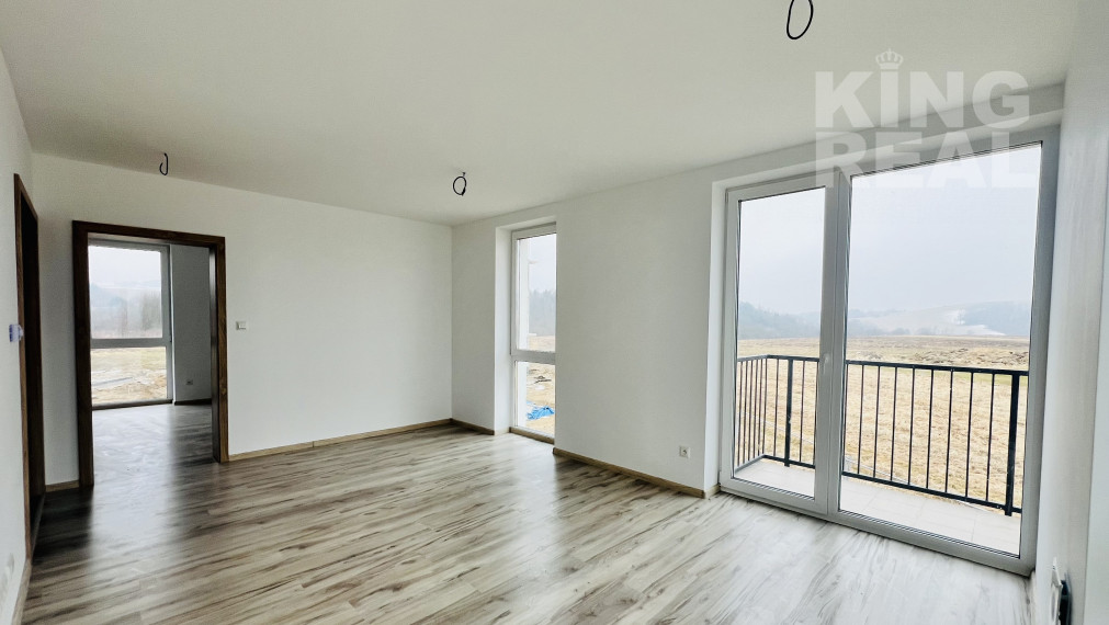 REZERVOVANÝ - 3 izbový byt s balkónom a výťahom v obci Beloveža