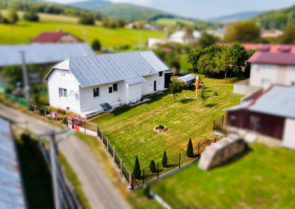 NA PREDAJ RODINNÝ DOM / CHATA V OBCI GRIBOV